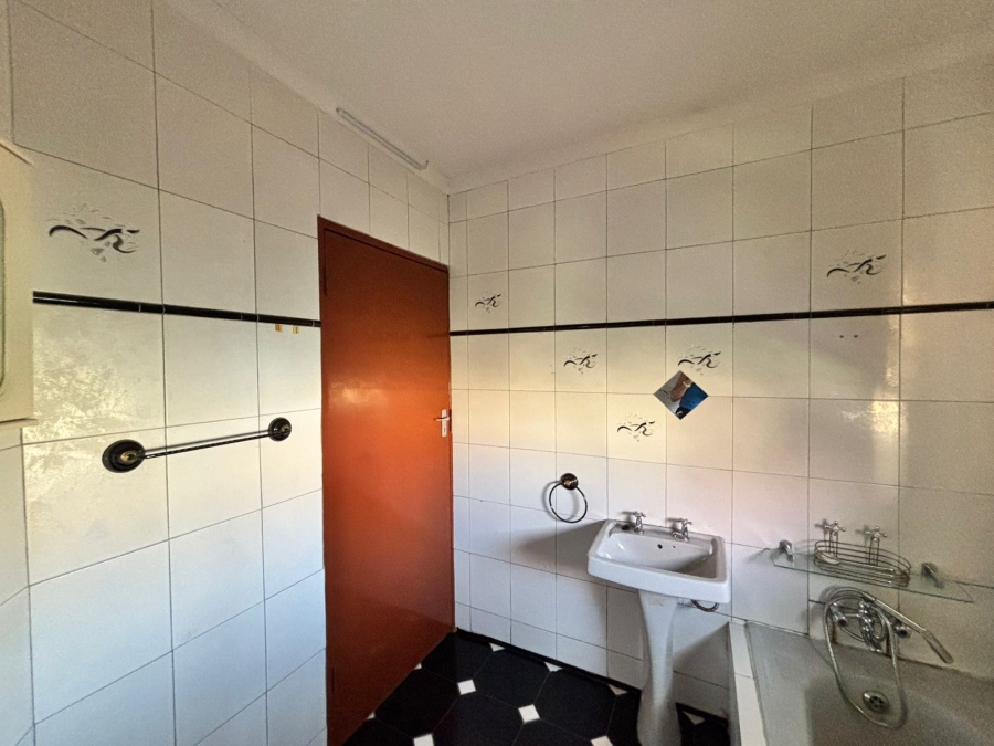 4 Bedroom Property for Sale in Parys Free State